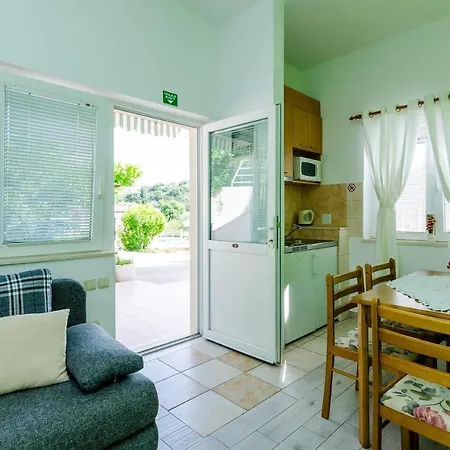 Mali Paradiso - One Bedroom With Terrace And Pool View Appartement *